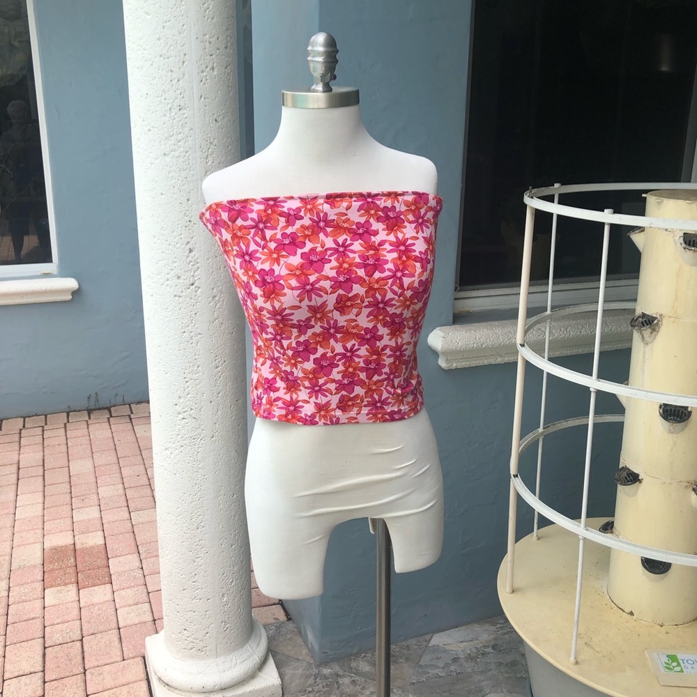 Moda International Pink Floral Halter Top.  Size M